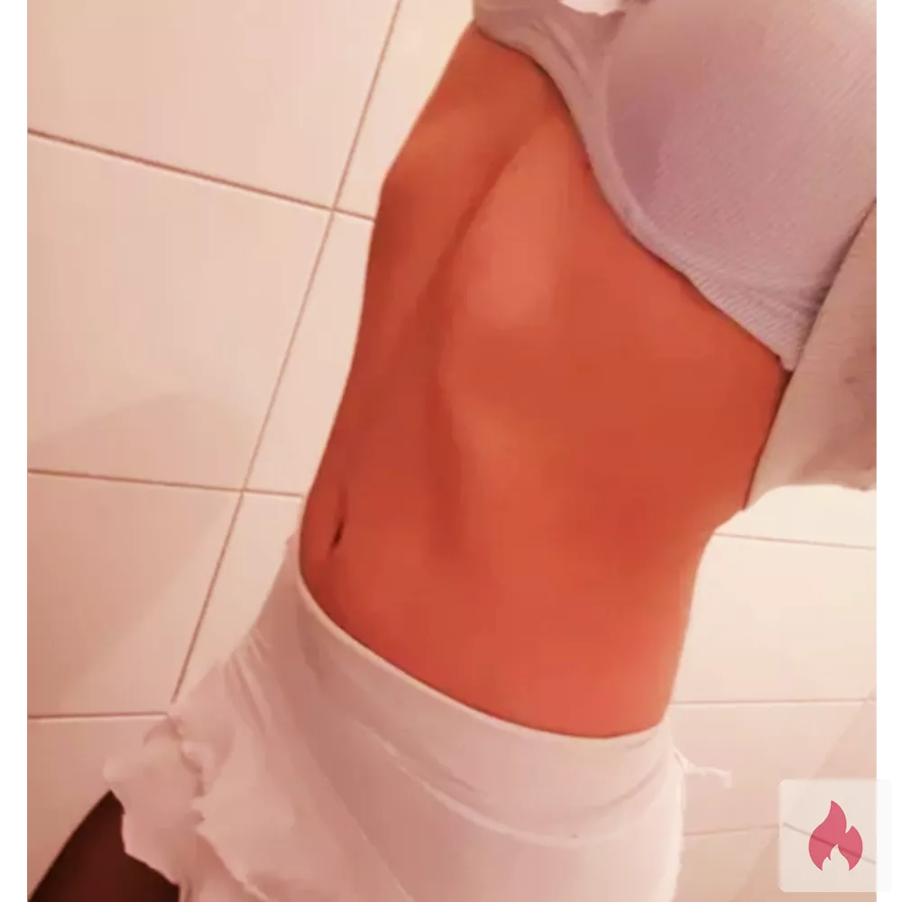 Sissyboy4money69 - Nordrhein-Westfalen / Dortmund - Kontaktanzeige