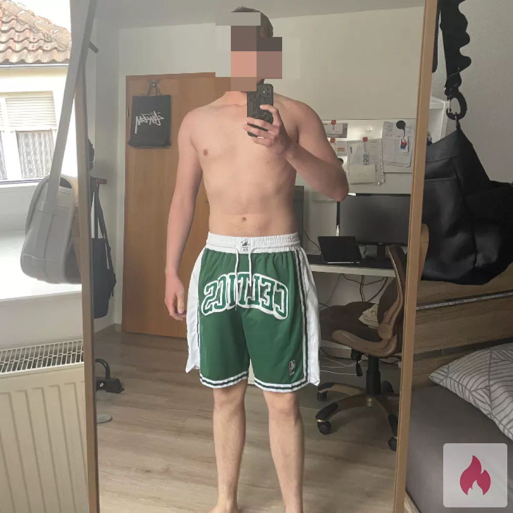 (m19) sucht ältere F mit Erfahrung  - Niedersachsen / Osnabrück - Kontaktanzeige