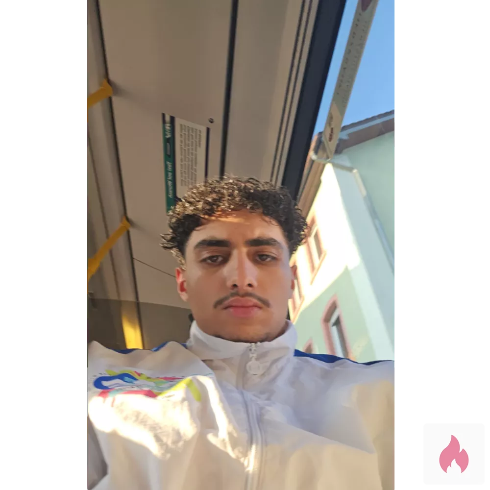 Frankfurt Babyssss - Hessen / Frankfurt am Main - Kontaktanzeige
