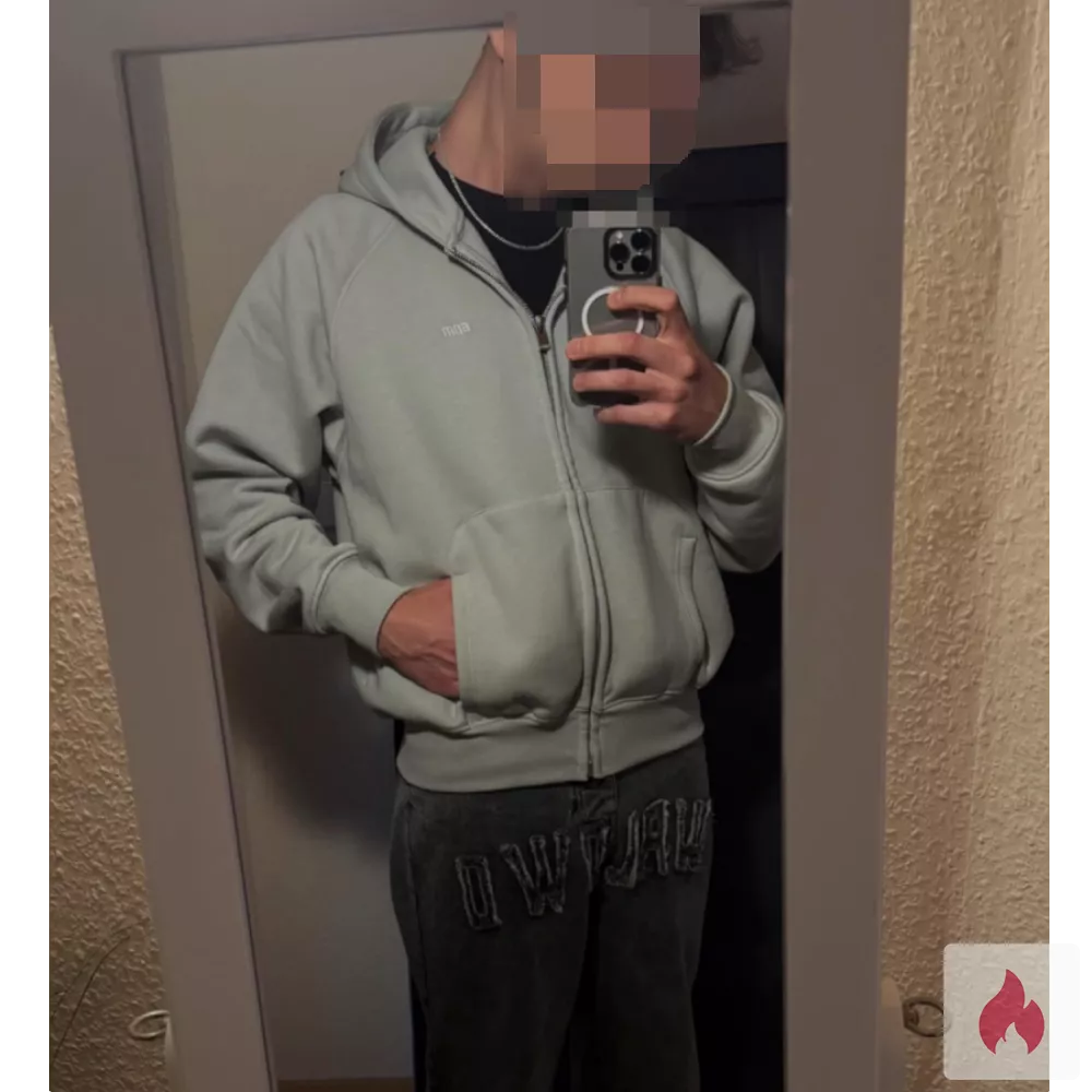 M19 sucht eine Frau oder Paar  - Rheinland-Pfalz / PRE-Park - Kontaktanzeige