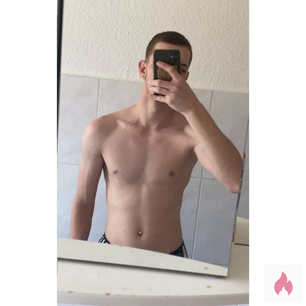 22j. M XL. Sucht W für spaß in köln  - Nordrhein-Westfalen / Köln - Kontaktanzeige