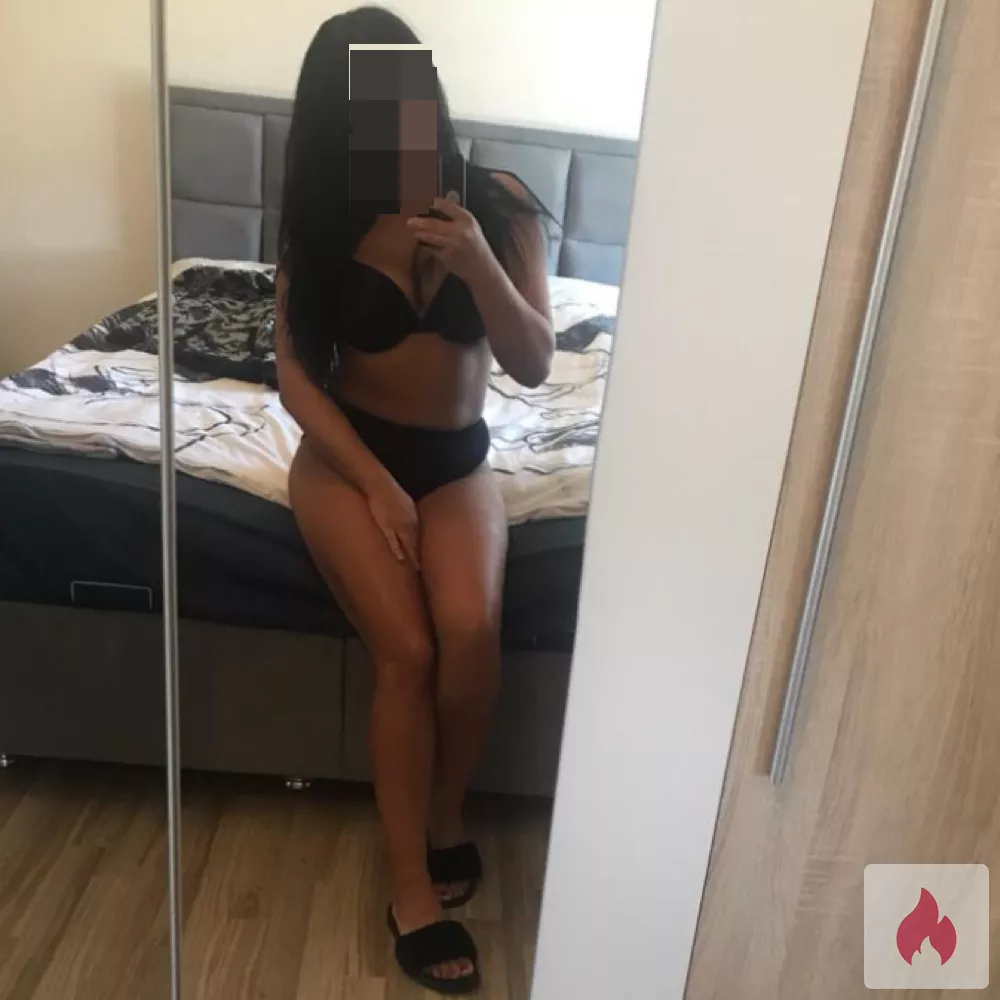 Aylin 28, sexy Brunette hat Lust - Bayern / München - Kontaktanzeige