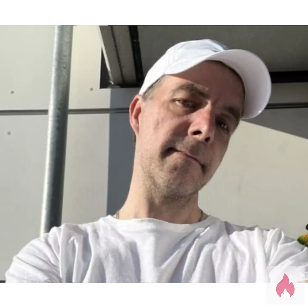 Geiler Nimmersatter Kerl sucht geile Sie zum benutzen  - Berlin / Mitte - Kontaktanzeige