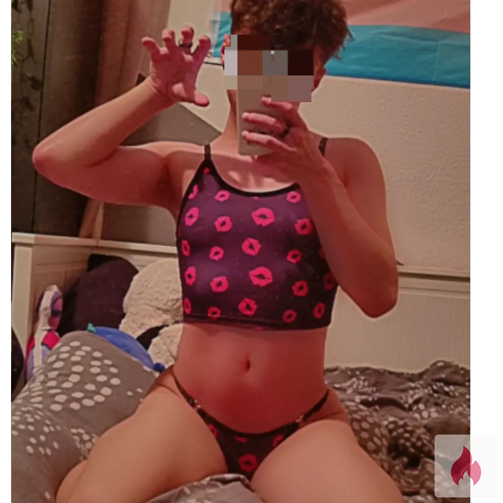 18-jähriger FTM Femboy sucht großzügigen Daddy ???? - Berlin / Charlottenburg-Wilmersdorf - Kontaktanzeige