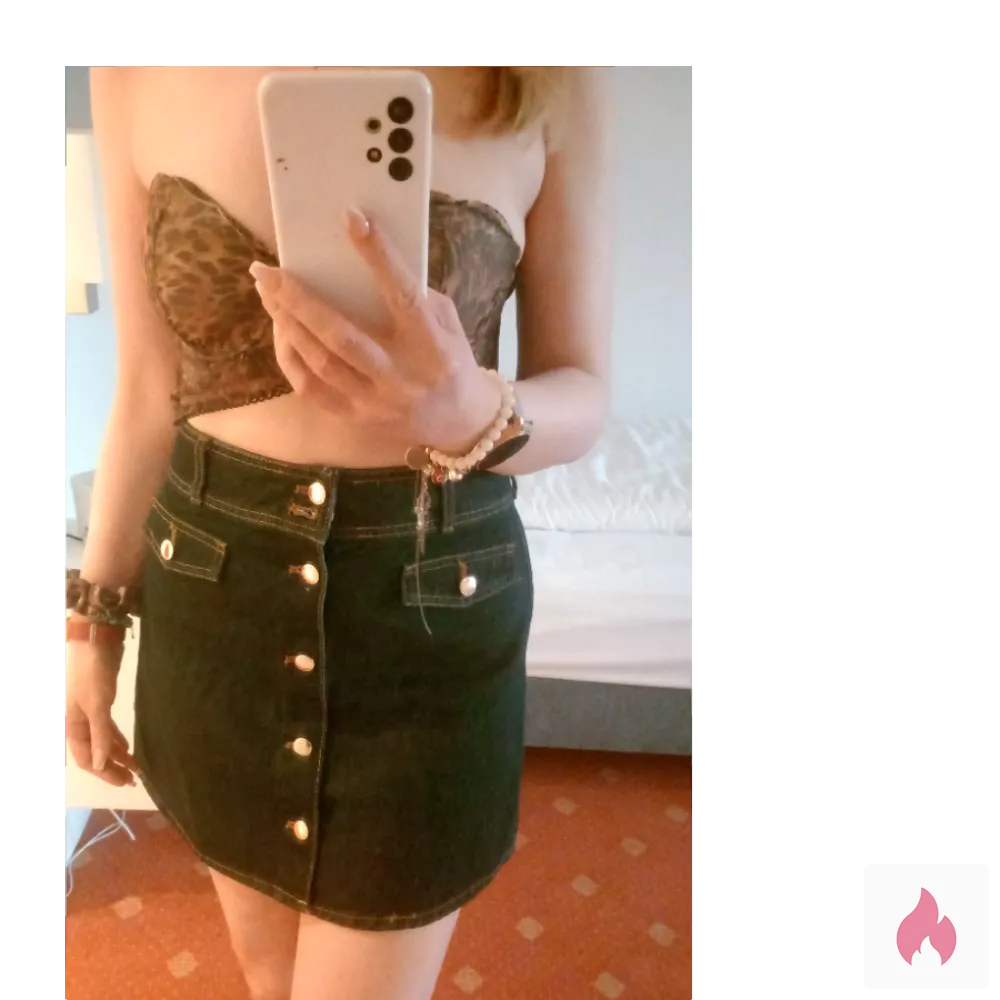 Biete Escort-Service jn - Hamburg / Altona - Kontaktanzeige