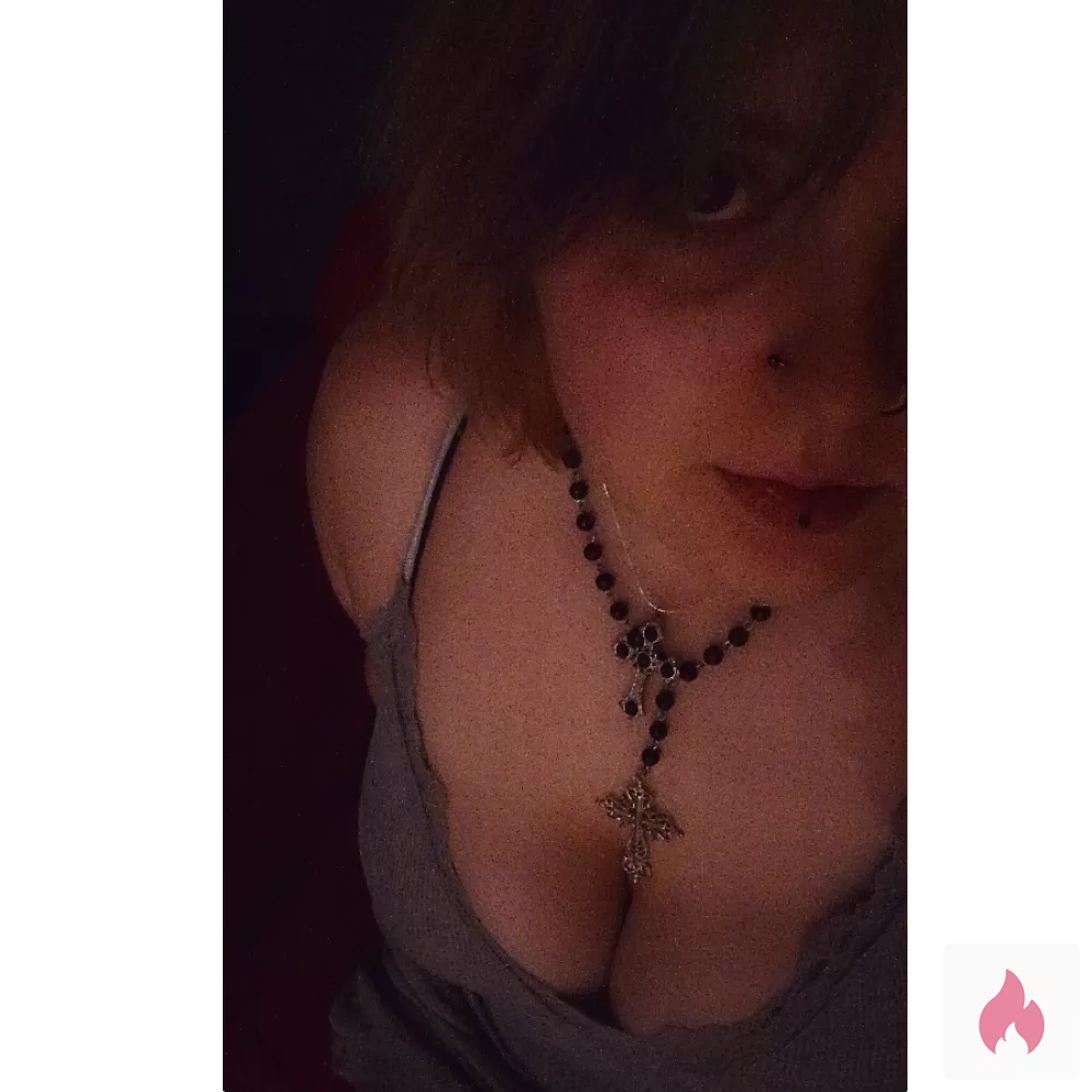 Süßes Mädchen sucht älteren Mann für ein Sex Date  - Nordrhein-Westfalen / Kreis Recklinghausen - Kontaktanzeige