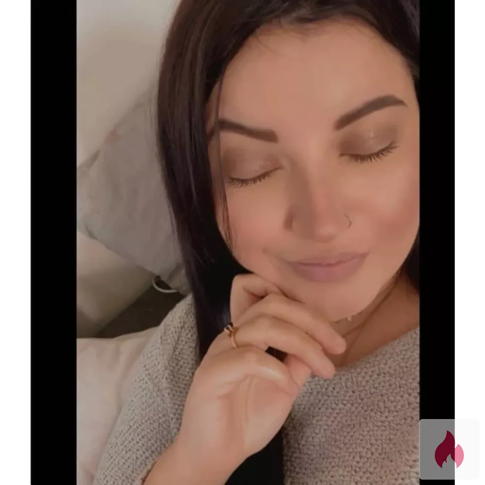 Hallo meine Lieben ich bin hier um euch alles zu bieten - Mecklenburg-Vorpommern / Rostock - Kontaktanzeige