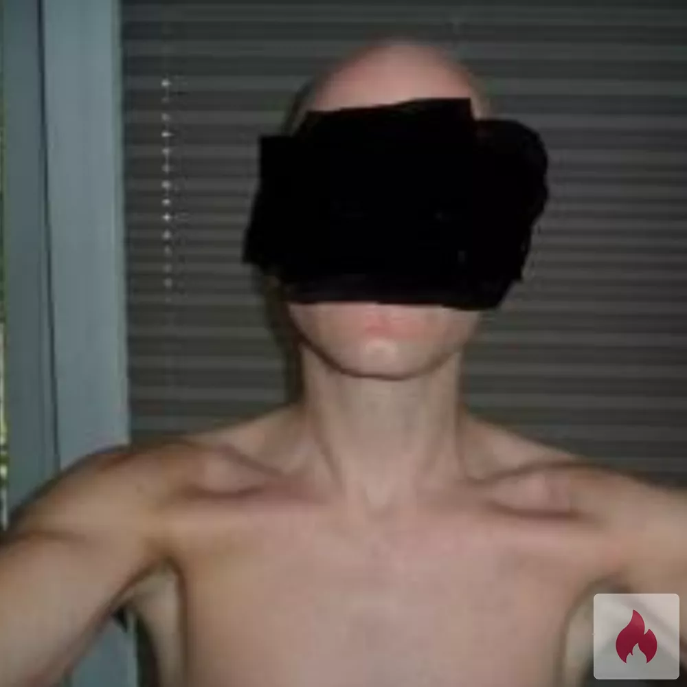 Suche aus Einsamkeit  Blowjob (gegen TG) - Nordrhein-Westfalen / Rhein-Kreis Neuss - Kontaktanzeige