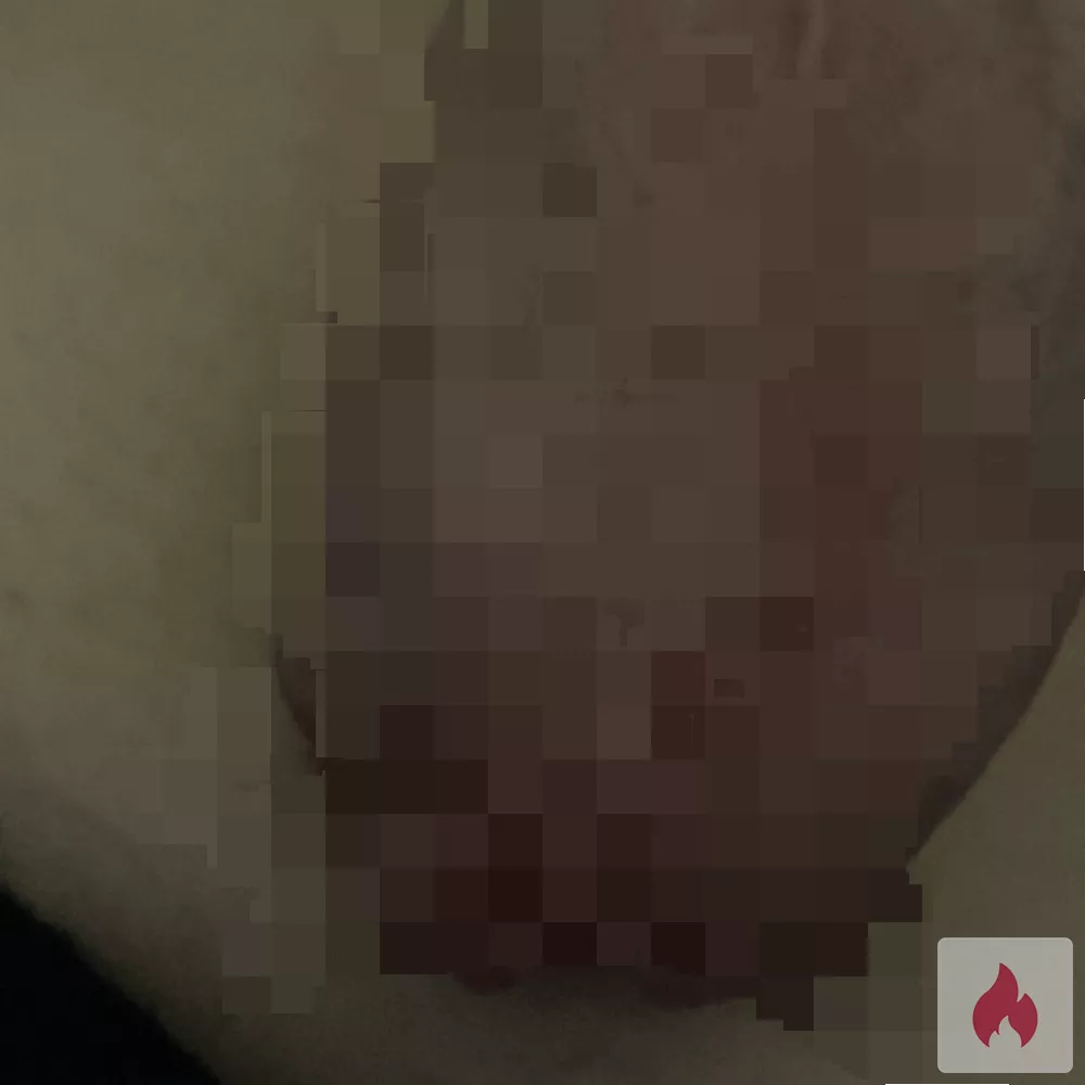 Hallo ich möchte nur videos und bilder von geilen fraue - Baden-Württemberg / Landkreis Breisgau-Hochschwarzwald - Kontaktanzeige
