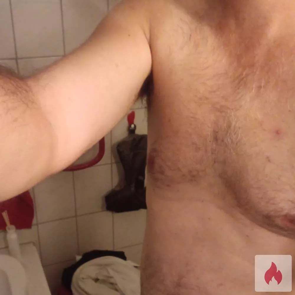 Ich suche intimbehaarte Frau (35 - gerne auch sehr Reif - Thüringen / Suhl - Kontaktanzeige