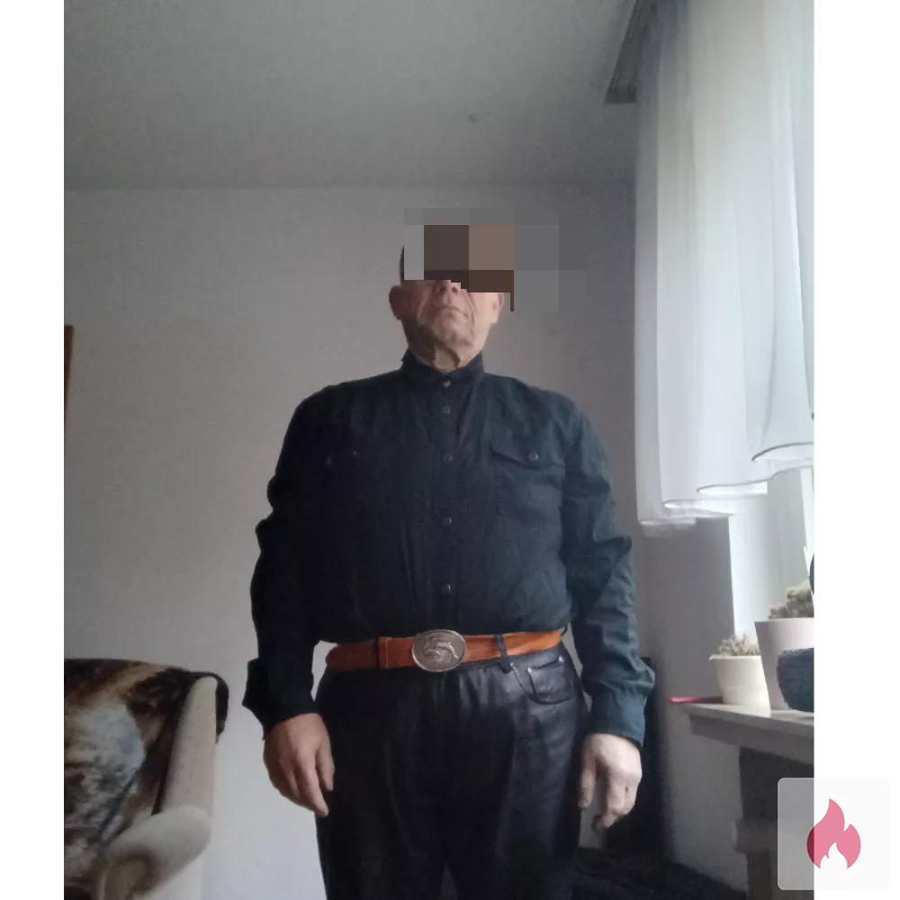 Dominant er Herr 60 sucht devote/maso Sie bis 63.J - Niedersachsen / Landkreis Ammerland - Kontaktanzeige