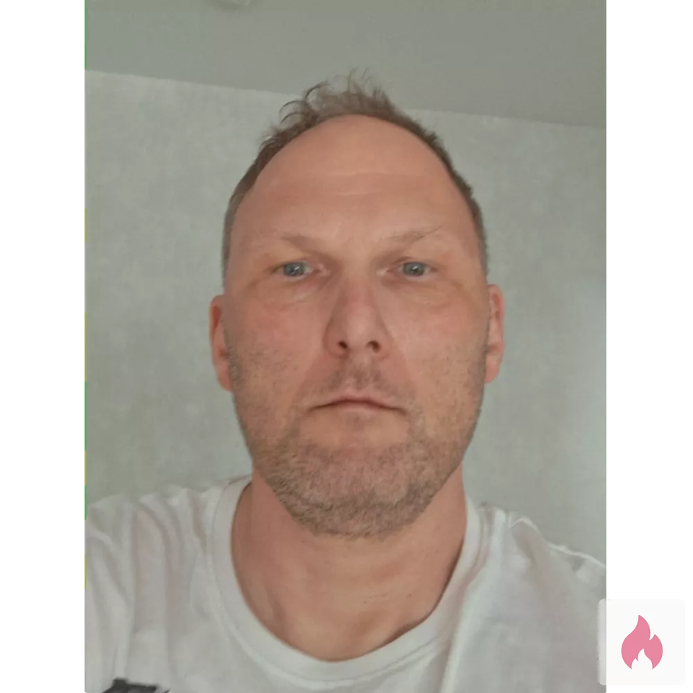 Frau für Zweisamkeit und pure Begegnung gesucht - Berlin / Marzahn-Hellersdorf - Kontaktanzeige