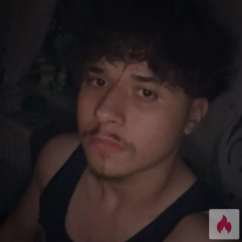 Junger Er sucht Sie(älter) - Nordrhein-Westfalen / Duisburg - Kontaktanzeige