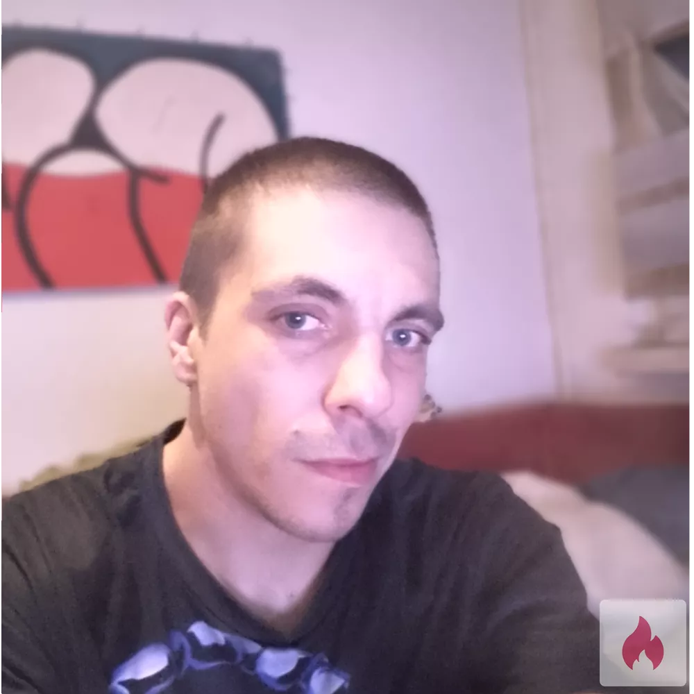 Er sucht sie für heiße Nächte  - Berlin / Marzahn-Hellersdorf - Kontaktanzeige