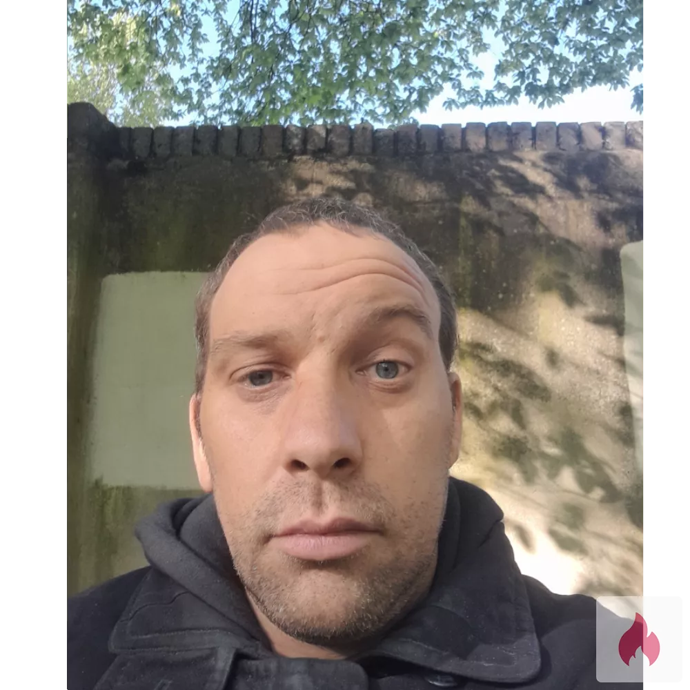 M bietet sich der Frau an - Brandenburg / Teltow-Fläming - Kontaktanzeige