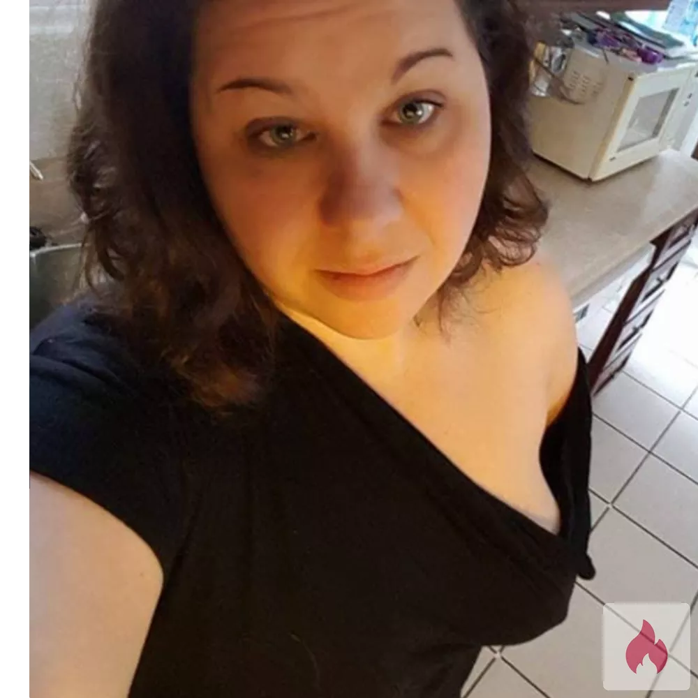 SEX MIT EINEM RICHTIG FRISCHEN MÄDCHEN - Hamburg / Hamburg-Mitte - Kontaktanzeige