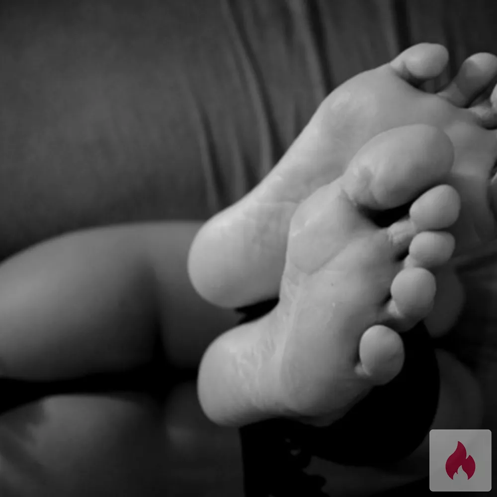 Mochtest du meine Fusse verwohnen ????????? - Nordrhein-Westfalen / Kreis Olpe - Kontaktanzeige