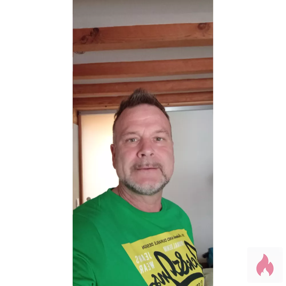 Suche Frau für Sextreffen - Nordrhein-Westfalen / Leverkusen - Kontaktanzeige