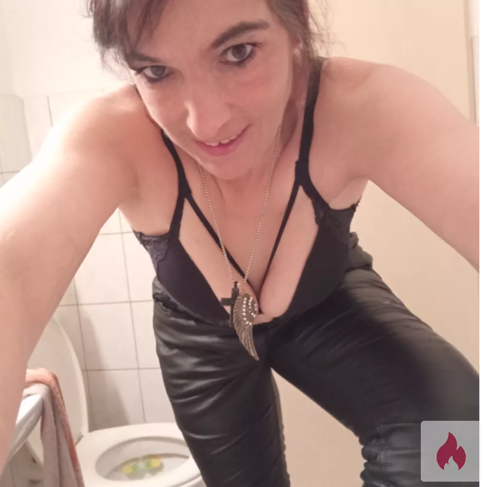 Leidenschaftliche und feurige Momente geboten!!! - Niedersachsen / Uelzen - Kontaktanzeige