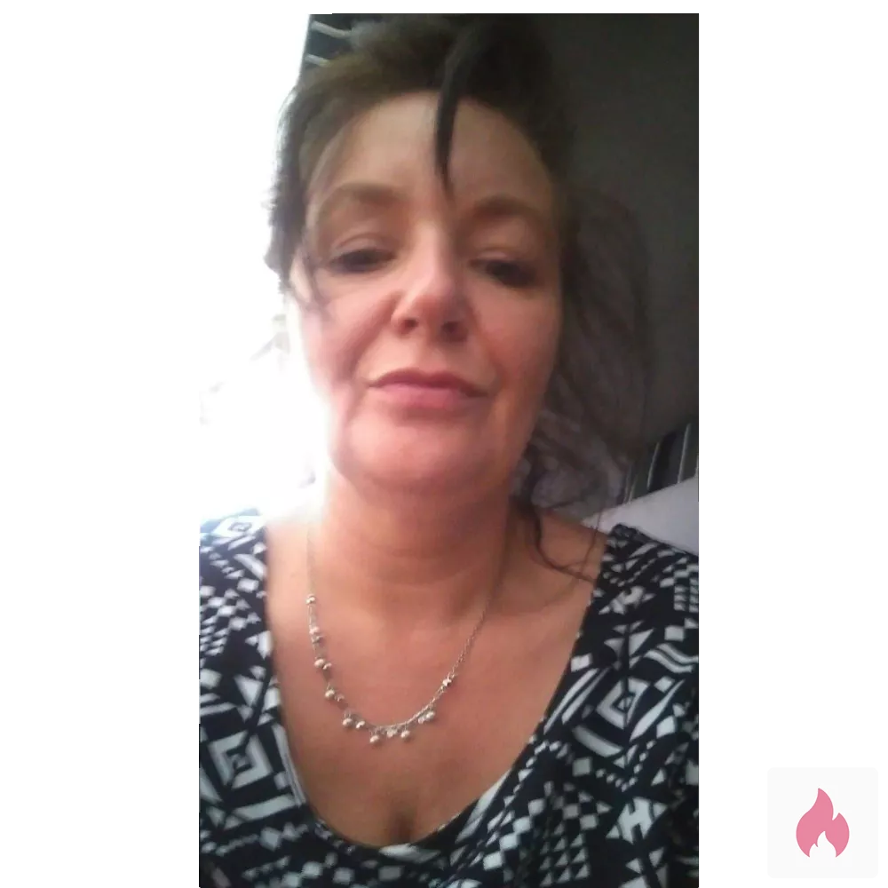 Sie sucht dominante und sehr strenge Frau  - Bayern / München - Kontaktanzeige