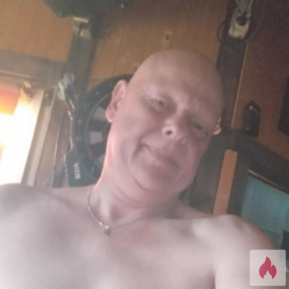 Sonntags Nachmittags sucht dominanter Mann eine Frau  - Nordrhein-Westfalen / Essen - Kontaktanzeige