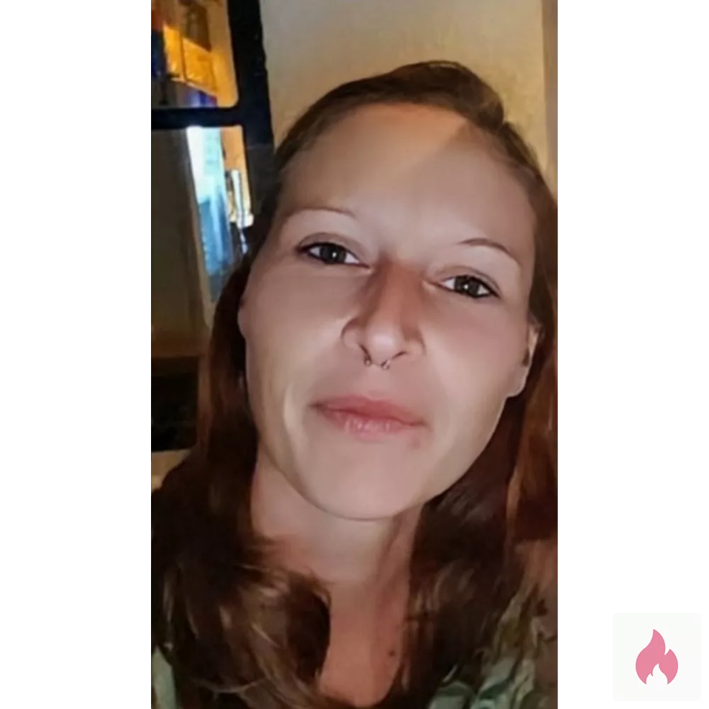 Erziehung zur tabulosen Spermasklavin - Schleswig-Holstein / Nordfriesland - Kontaktanzeige