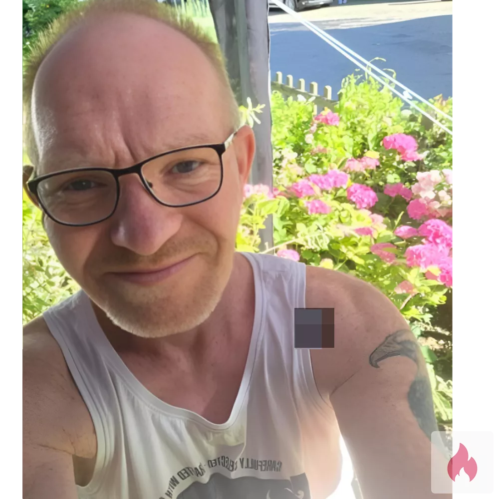 Suche weibliche Sauna Begleitung  - Nordrhein-Westfalen / Oberbergischer Kreis - Kontaktanzeige