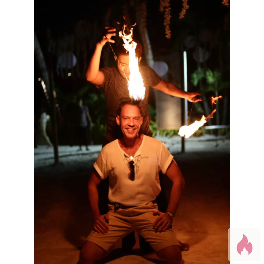 bin erst 84, sieht man je - Bayern / München - Kontaktanzeige