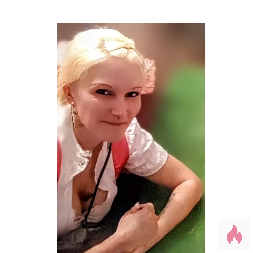 devote Spermasklavin werden - Schleswig-Holstein / Schleswig-Flensburg - Kontaktanzeige