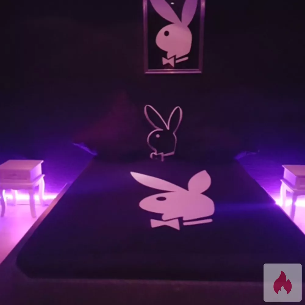 FKK CLUB Fantasy IN MÜNCHEN: GENIESSEN SIE IHREN ABEND - Bayern / München - Kontaktanzeige