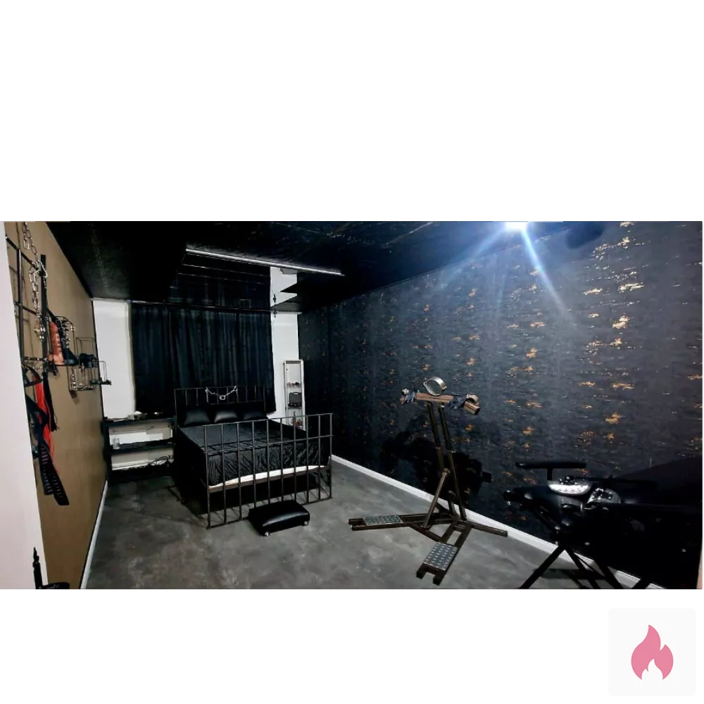 Stundenzimmer/Mietstudio  - Nordrhein-Westfalen / Duisburg - Kontaktanzeige