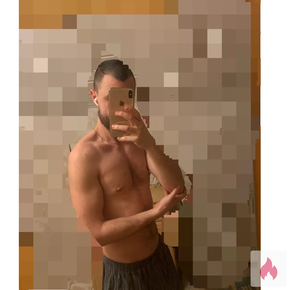 Suche eine Frau von 18 Jahre bis 26 Jahre - Baden-Württemberg / Ostalbkreis - Kontaktanzeige