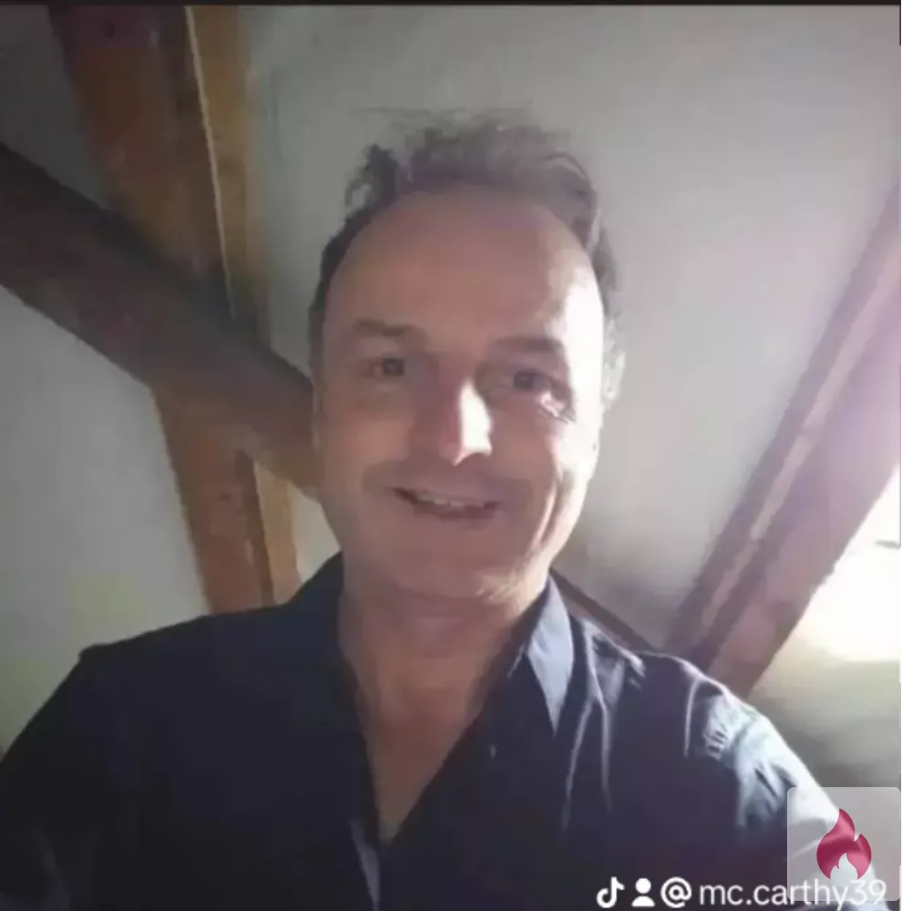 Devote Sie gesucht 21+ - Nordrhein-Westfalen / Kreis Recklinghausen - Kontaktanzeige