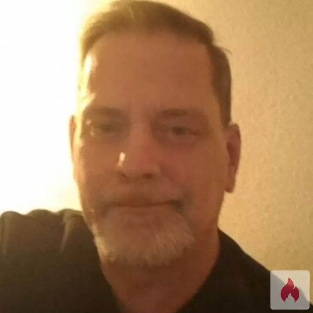 Suche Frauen aus Magdeburg für AV NS und GV  - Sachsen-Anhalt / Magdeburg - Kontaktanzeige