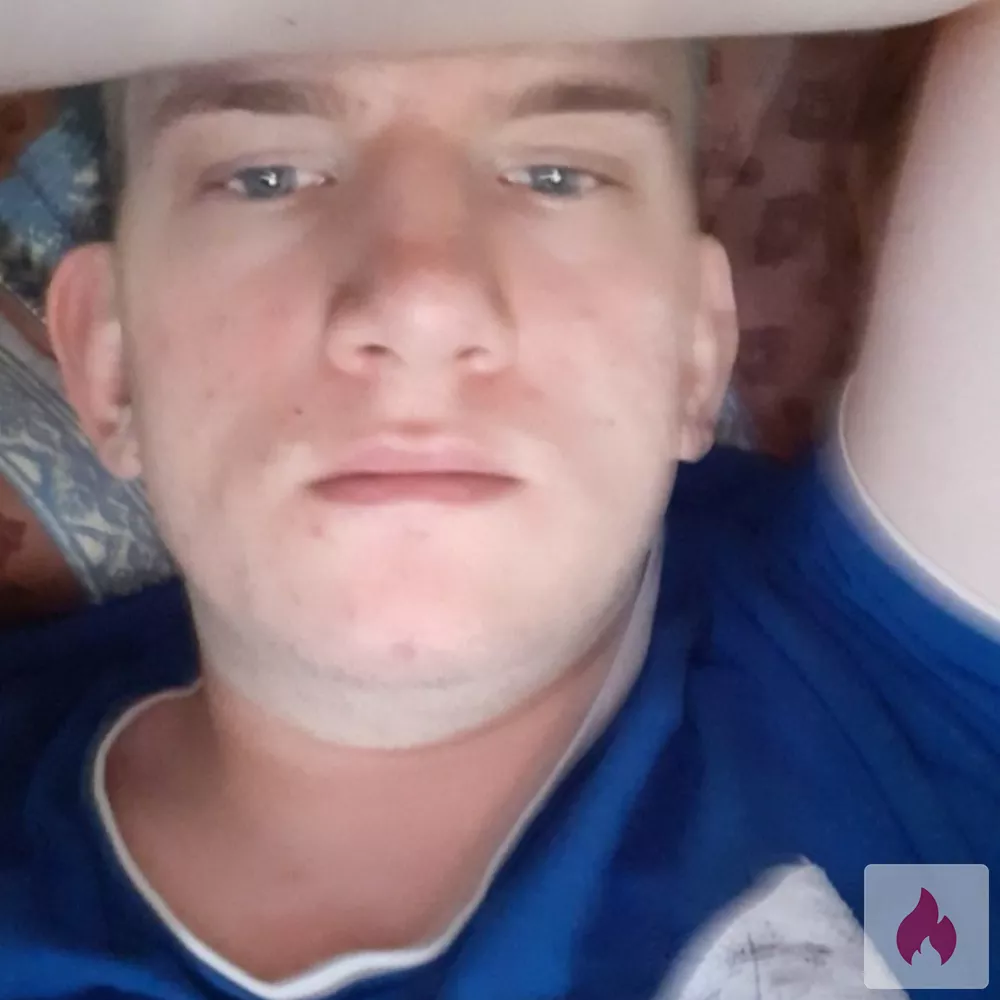 29 Männlich sucht sehr reife Dame für Fi**Freundschaft - Hessen / Landkreis Darmstadt-Dieburg - Kontaktanzeige