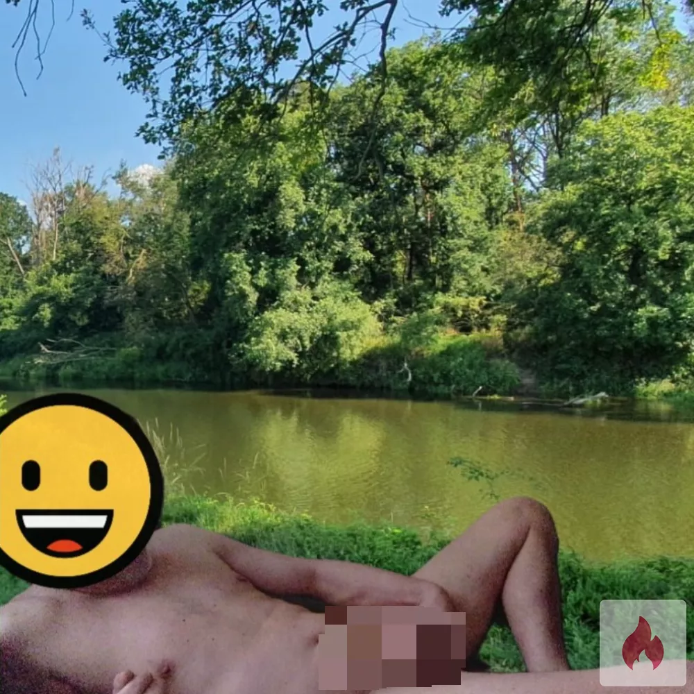 Zwischen Grimma Leipzig Nord in der Natur geilen Sex  - Sachsen / Landkreis Leipzig - Kontaktanzeige