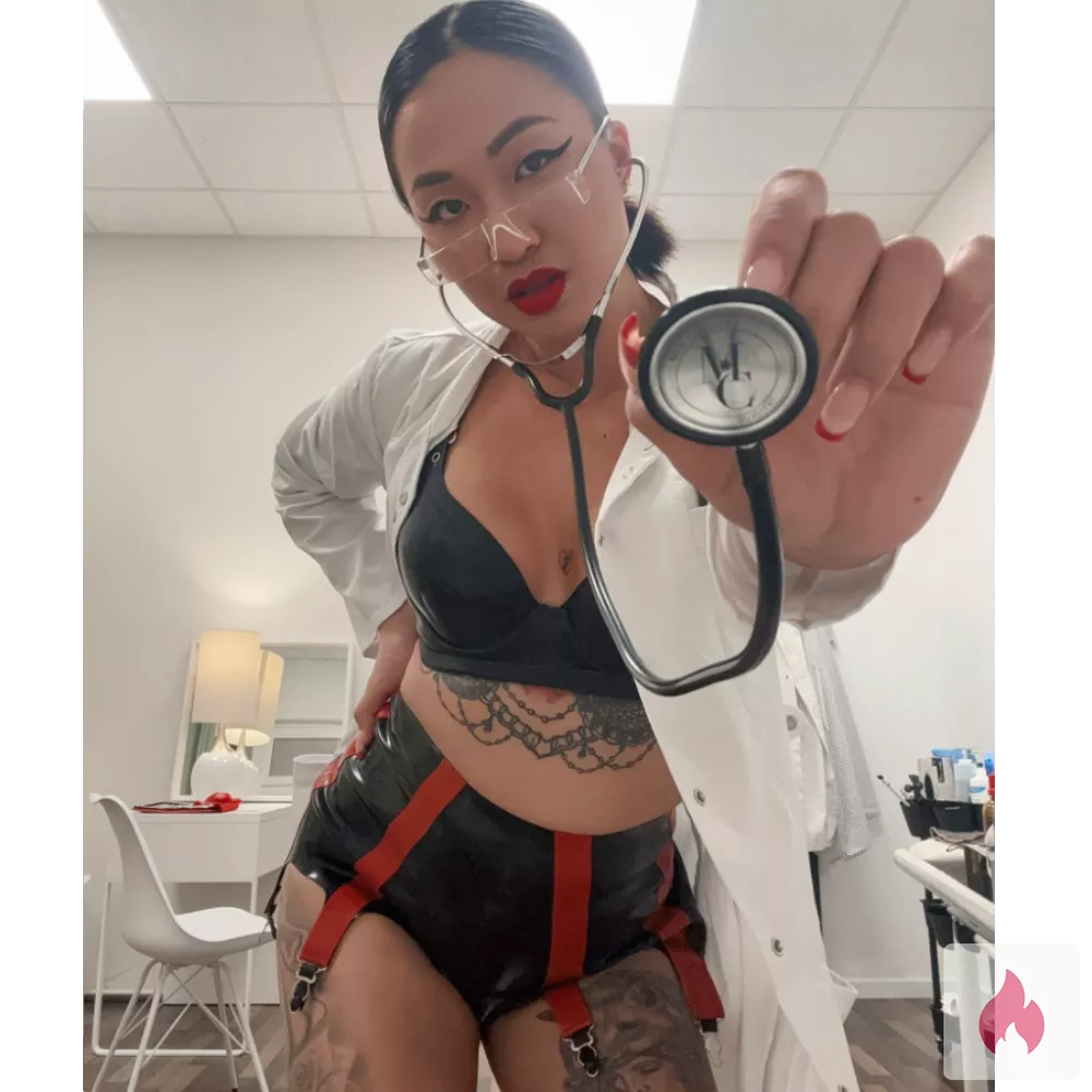 Lass mich dich in meine Welt der Dominanz entführen - Bremen / Bremen-Ost - Kontaktanzeige