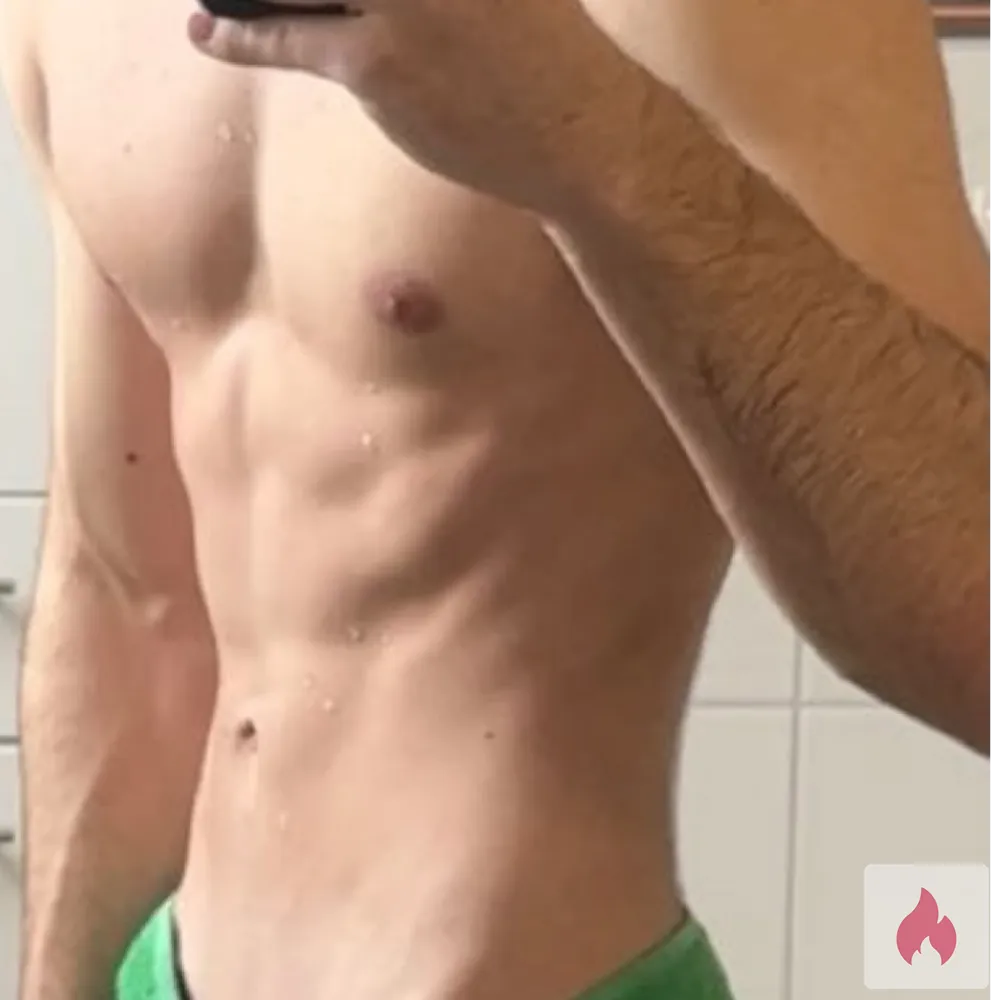 19 jahre alt einsam suche Frau  - Hamburg / Hamburg-Mitte - Kontaktanzeige