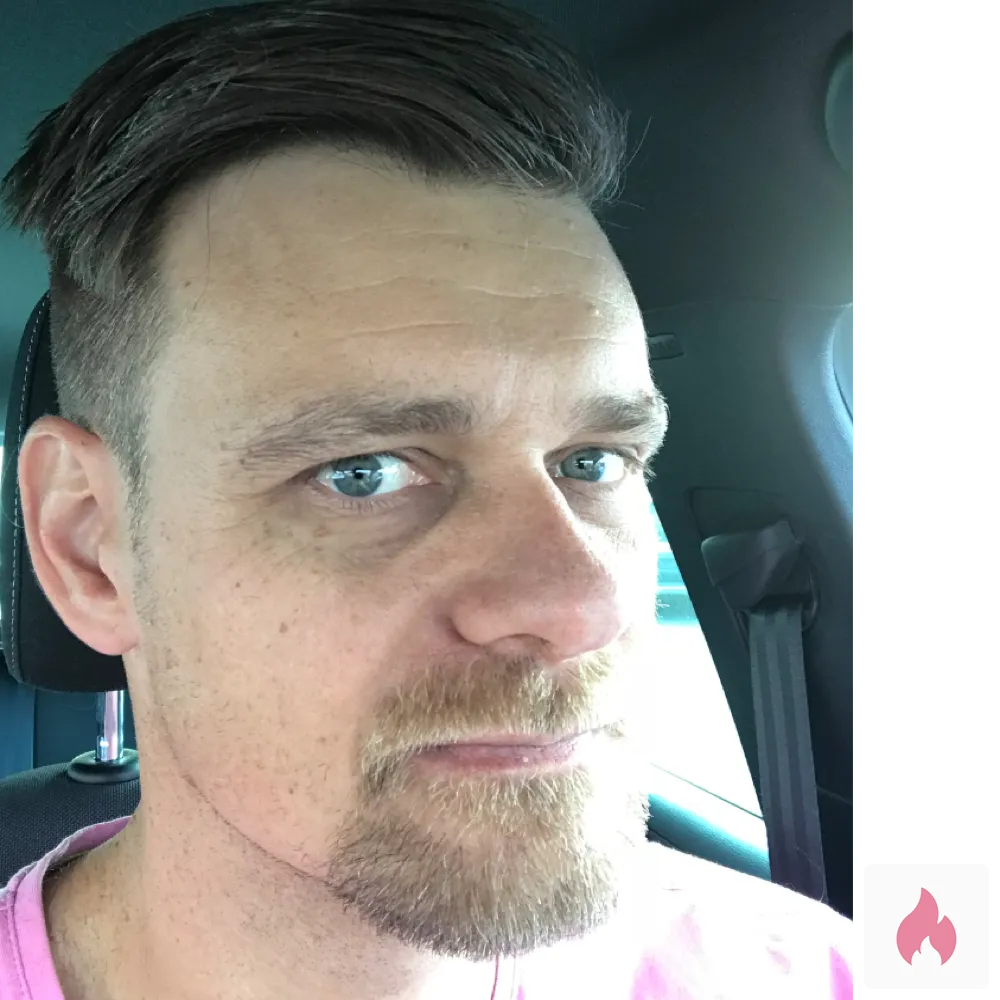 Suche sexy Sie zw. 30-45 Jahre für Freundschaft plus - Baden-Württemberg / Landkreis Esslingen - Kontaktanzeige