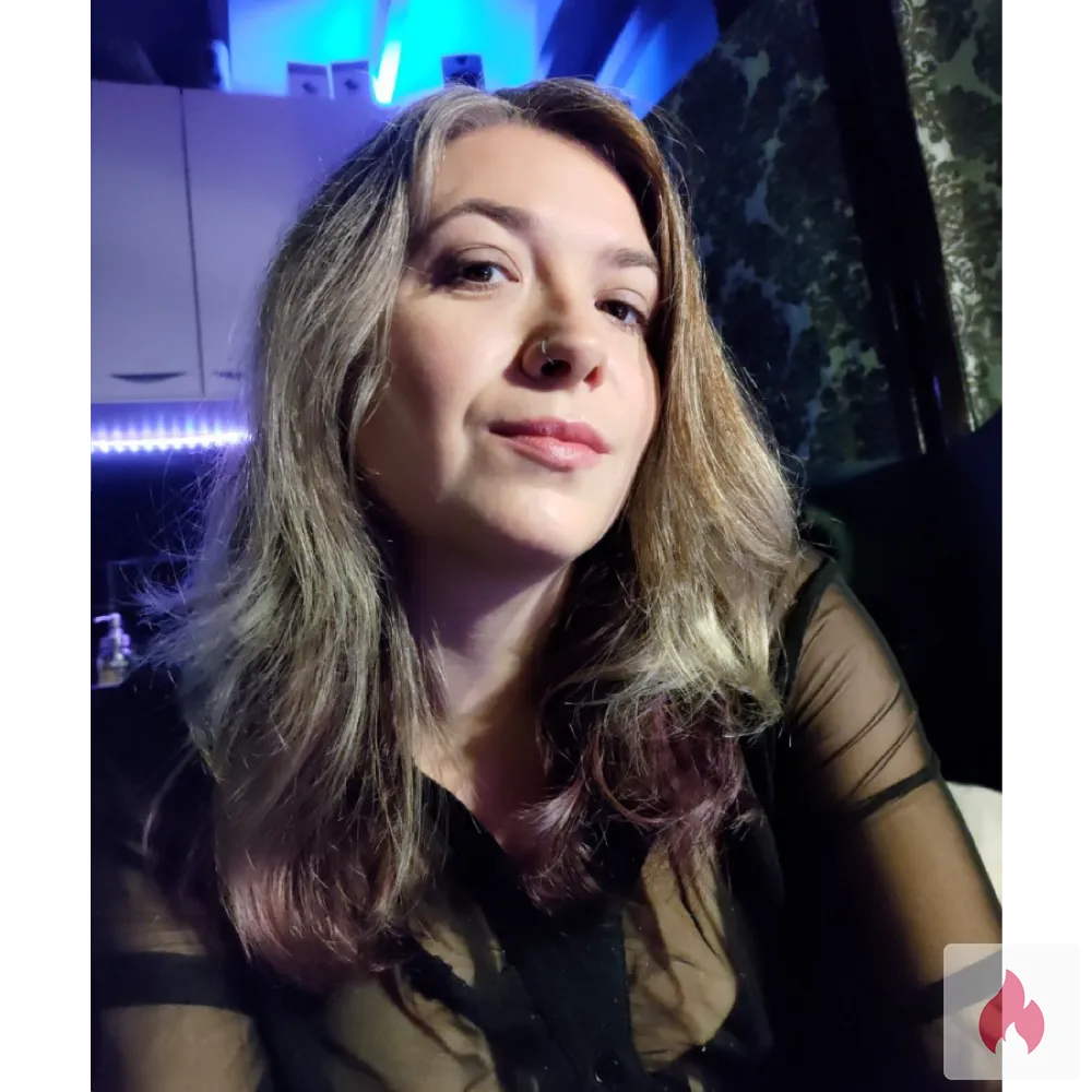 Erfahrene Domina sucht Sklaven  - Berlin / Mitte - Kontaktanzeige