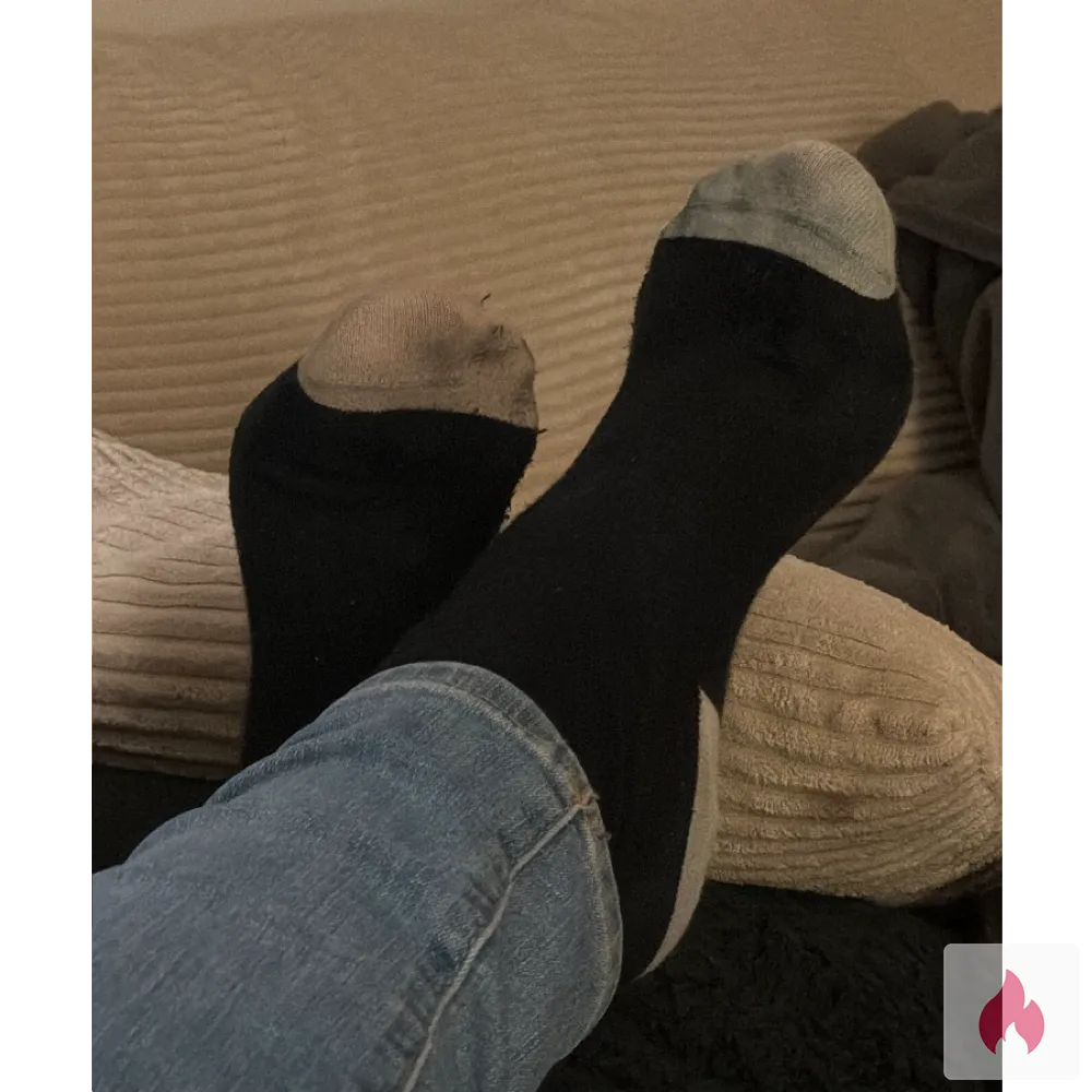 Getragene Socken zum Verkauf  - Niedersachsen / Braunschweig - Kontaktanzeige