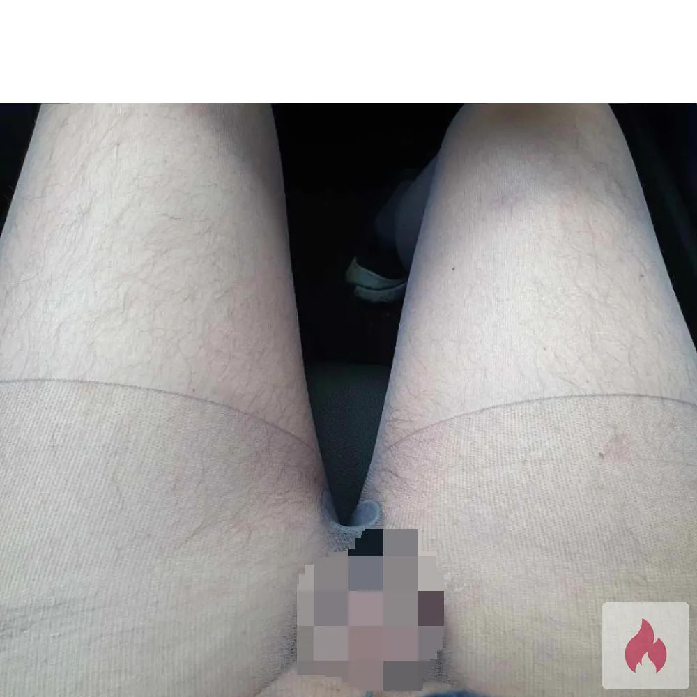 Sklave für Doms 60+ Kino  MGladbach 110526 11 Uhr - Nordrhein-Westfalen / Mönchengladbach - Kontaktanzeige