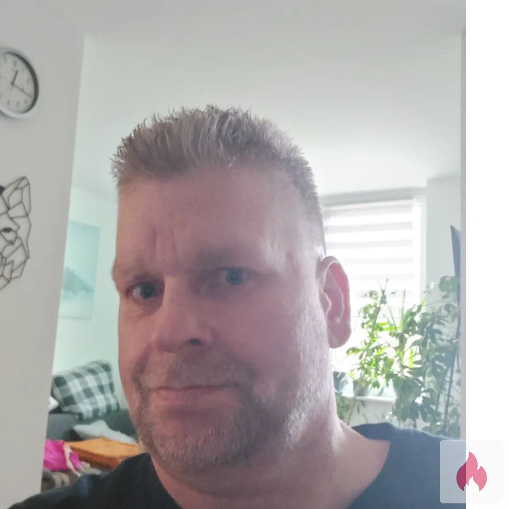 Suche Reife Frau,für frivole Treffen - Niedersachsen / Wolfsburg - Kontaktanzeige