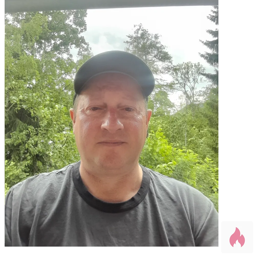 Hellson is happy  - Bayern / Landkreis Bad Tölz-Wolfratshausen - Kontaktanzeige