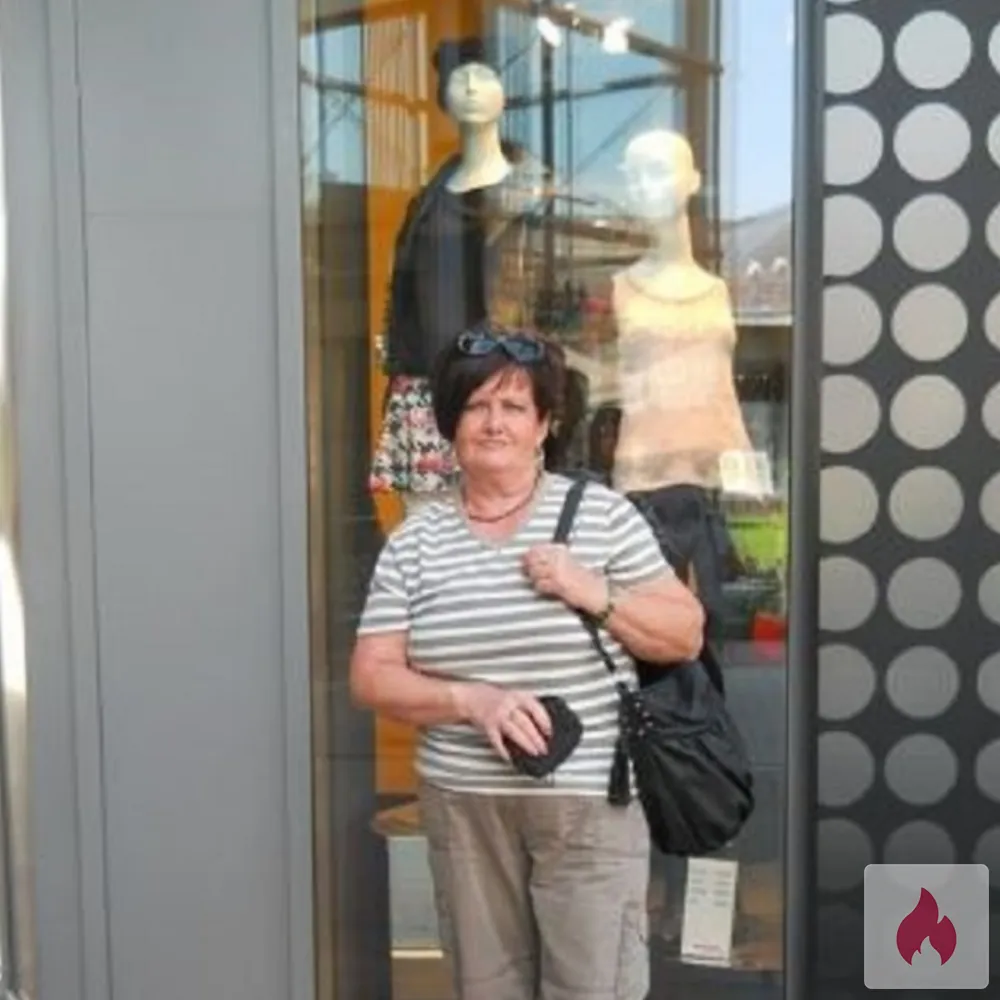 einsame 56jährige sucht humorvollen Partner      - Hamburg / Hamburg-Mitte - Kontaktanzeige