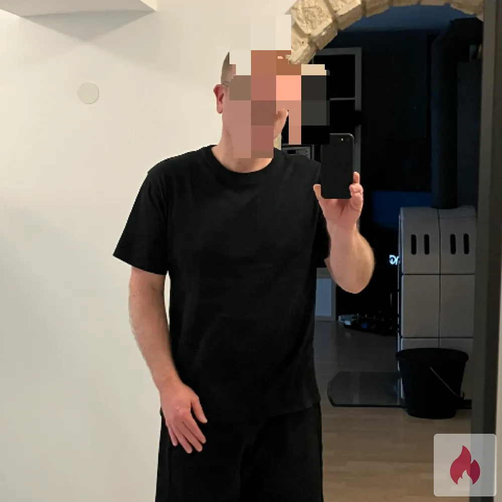 Suche eine nette Frau für aufregende Momente - Nordrhein-Westfalen / Leverkusen - Kontaktanzeige