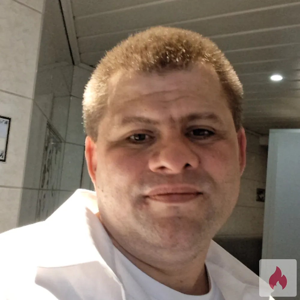 Suche Frau Für unkomplizierte F+ oder sex beziehung  - Bayern / Nürnberg - Kontaktanzeige