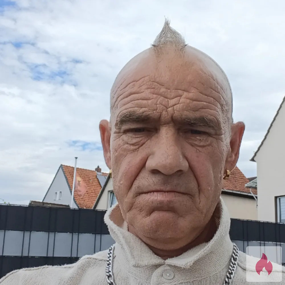 Suche geile versaute Ehefrau - Niedersachsen / Landkreis Holzminden - Kontaktanzeige