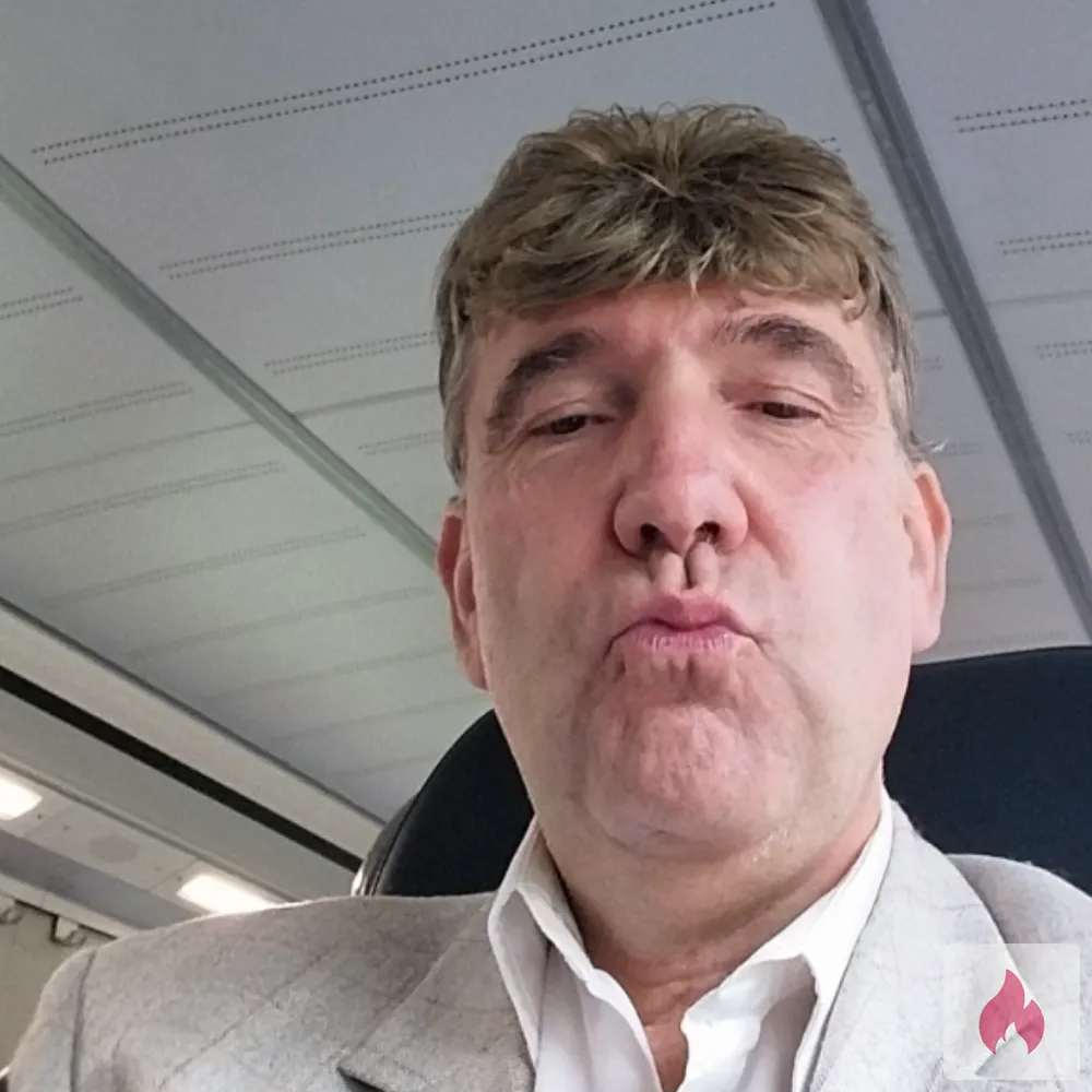 „Stelle frei: Partnerin (w) in Vollzeit gesucht! - Nordrhein-Westfalen / Kreis Herford - Kontaktanzeige