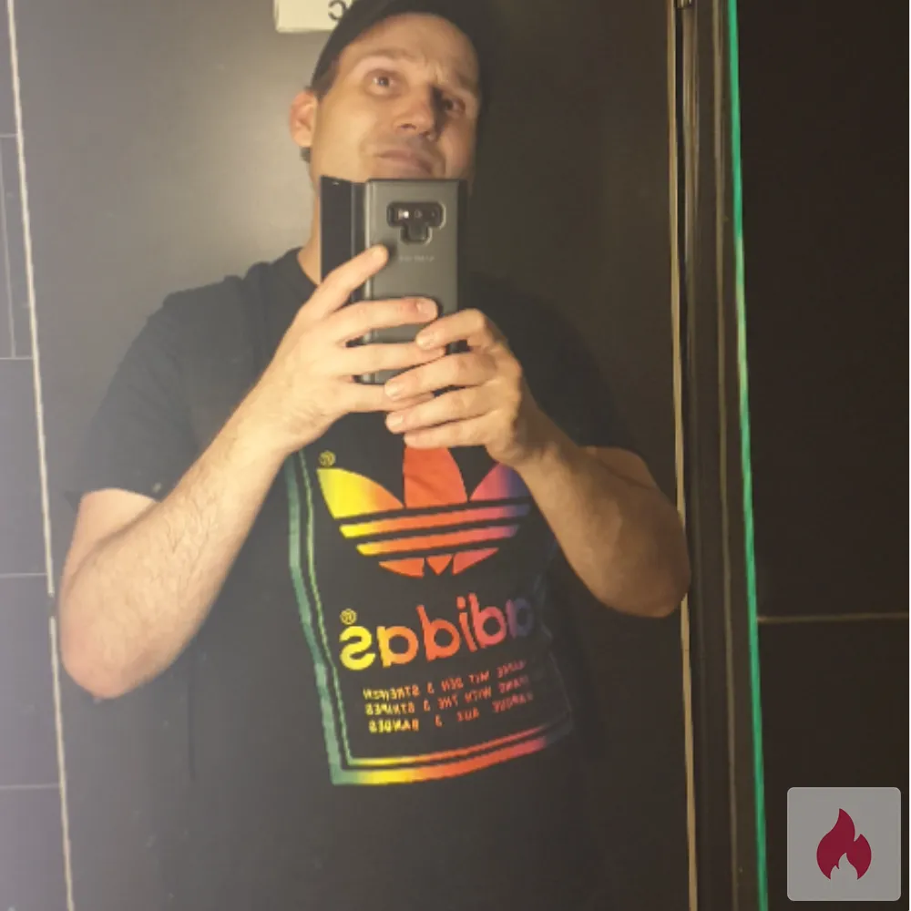 Biete Sextreffen und Massagetreffen an - Berlin / Tempelhof-Schöneberg - Kontaktanzeige